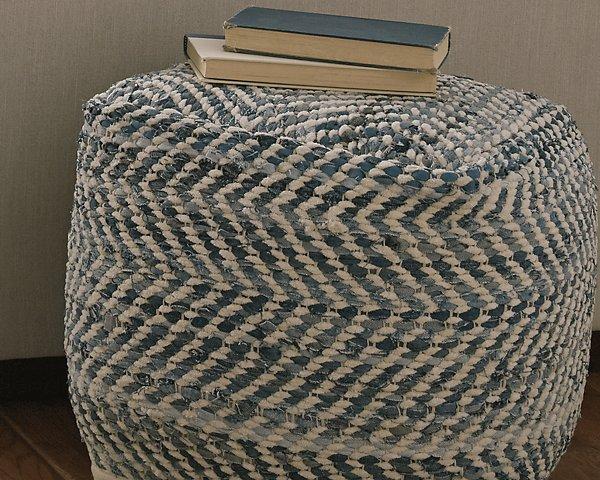 Chevron Pouf - Romeo & Juliet Furniture (Warren,MI)