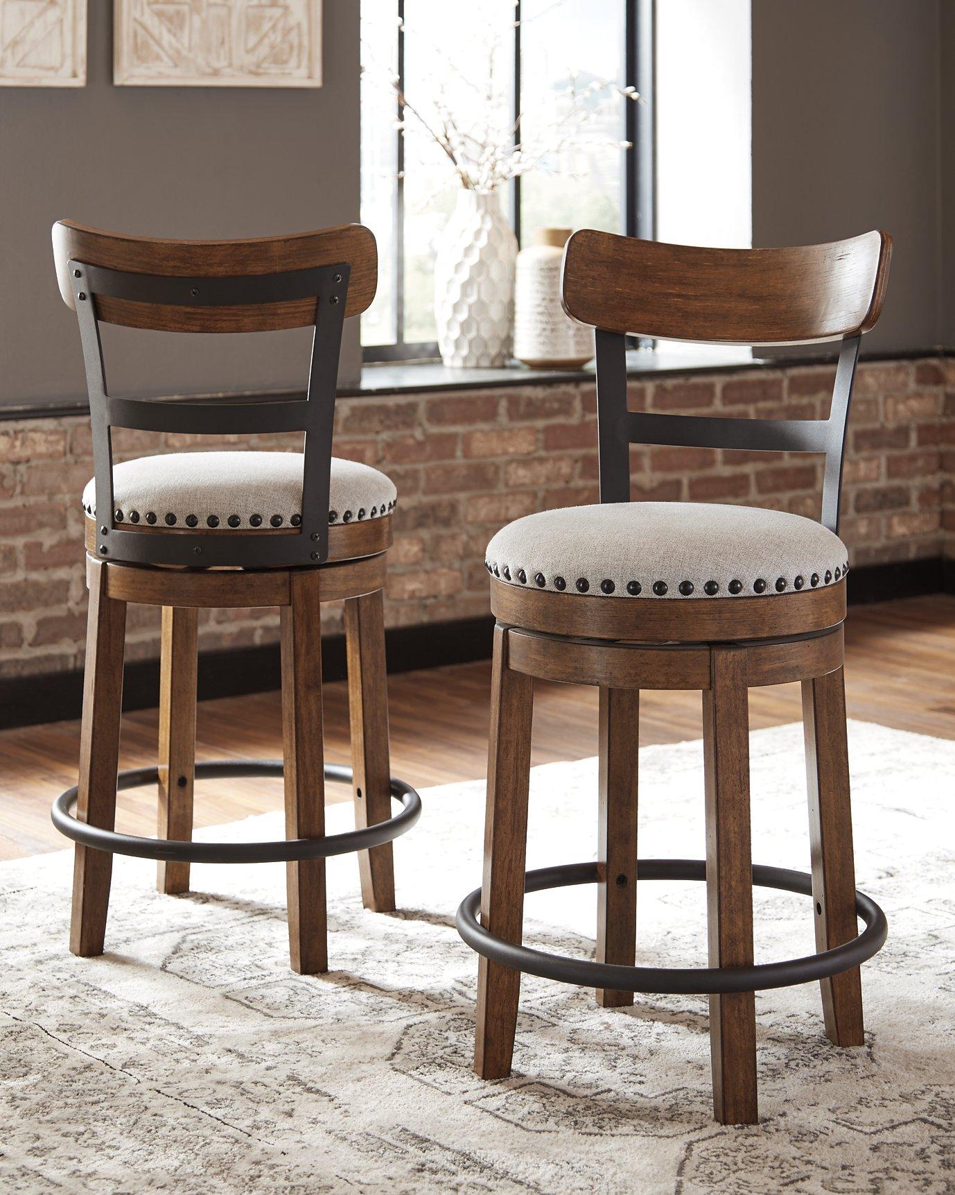Valebeck Counter Height Bar Stool - Romeo & Juliet Furniture (Warren,MI)