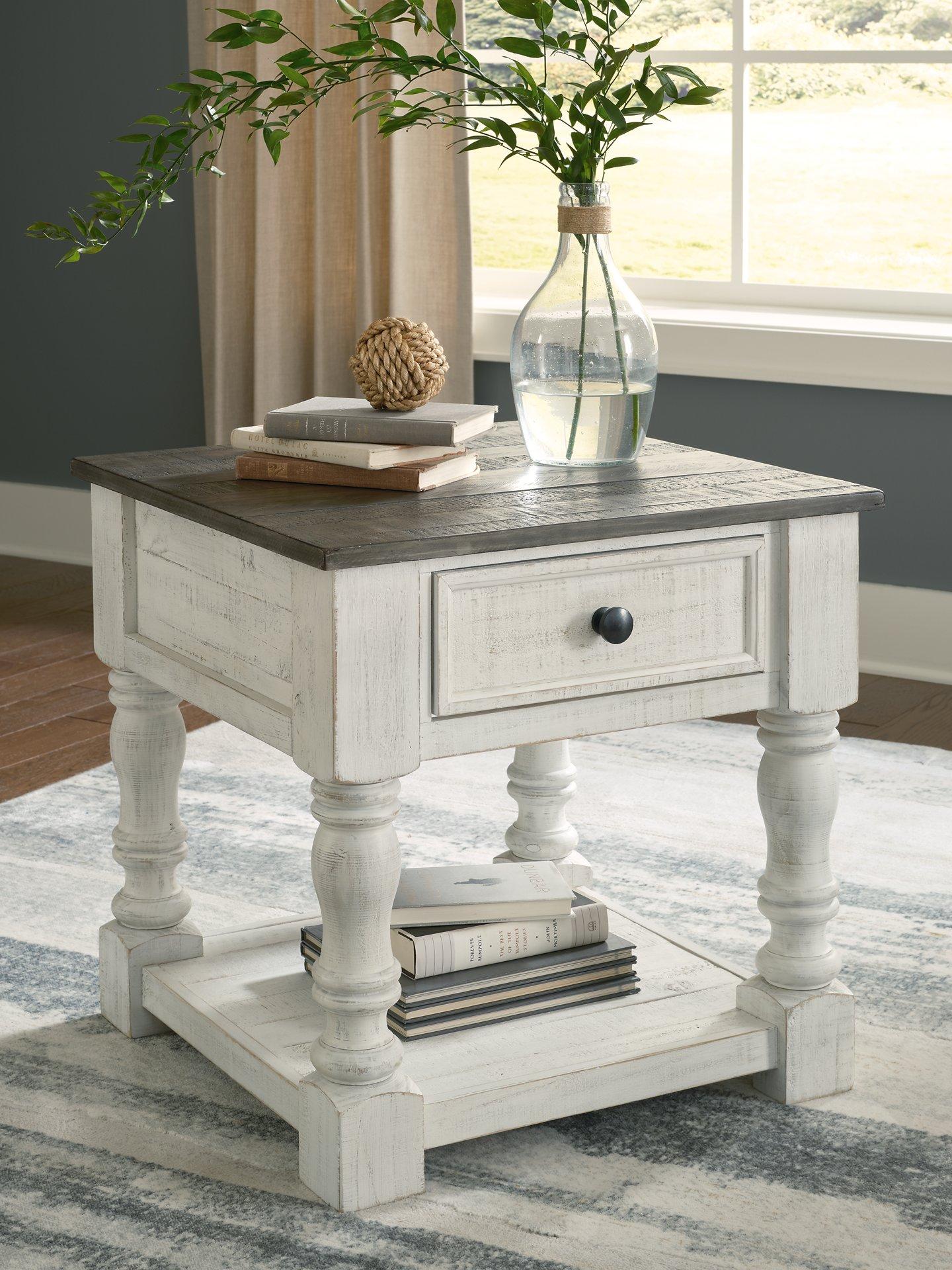 Havalance End Table - Romeo & Juliet Furniture (Warren,MI)