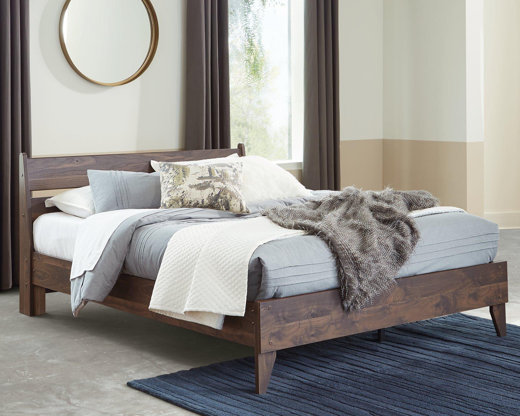 Calverson Bed - Romeo & Juliet Furniture (Warren,MI)