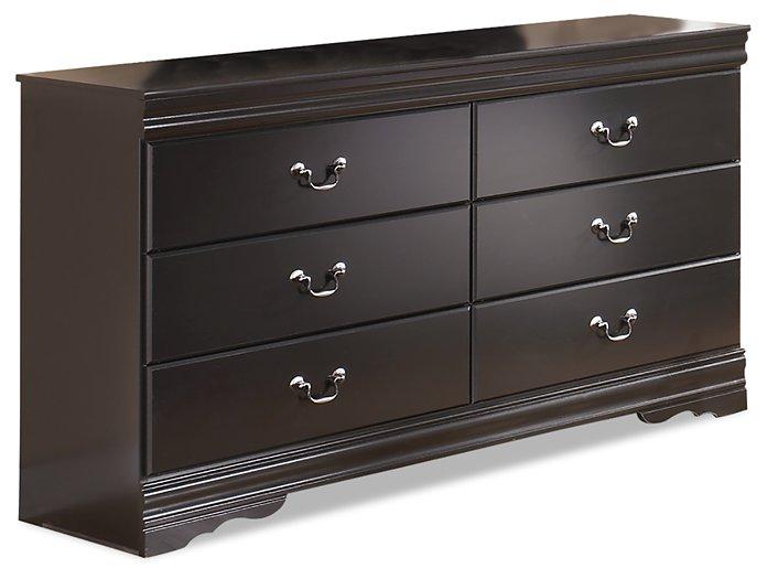 Huey Vineyard Dresser - Romeo & Juliet Furniture (Warren,MI)