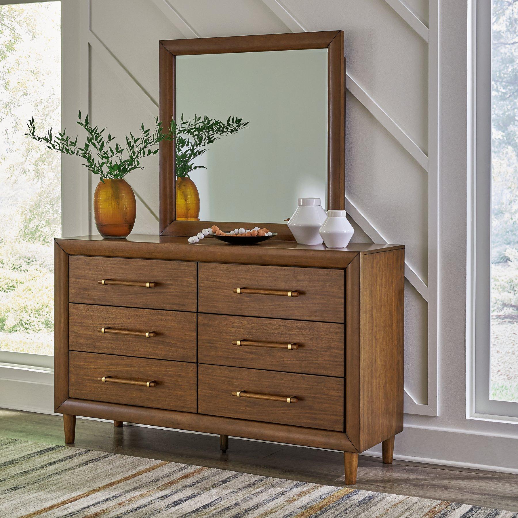 Lyncott Bedroom Set - Romeo & Juliet Furniture (Warren,MI)