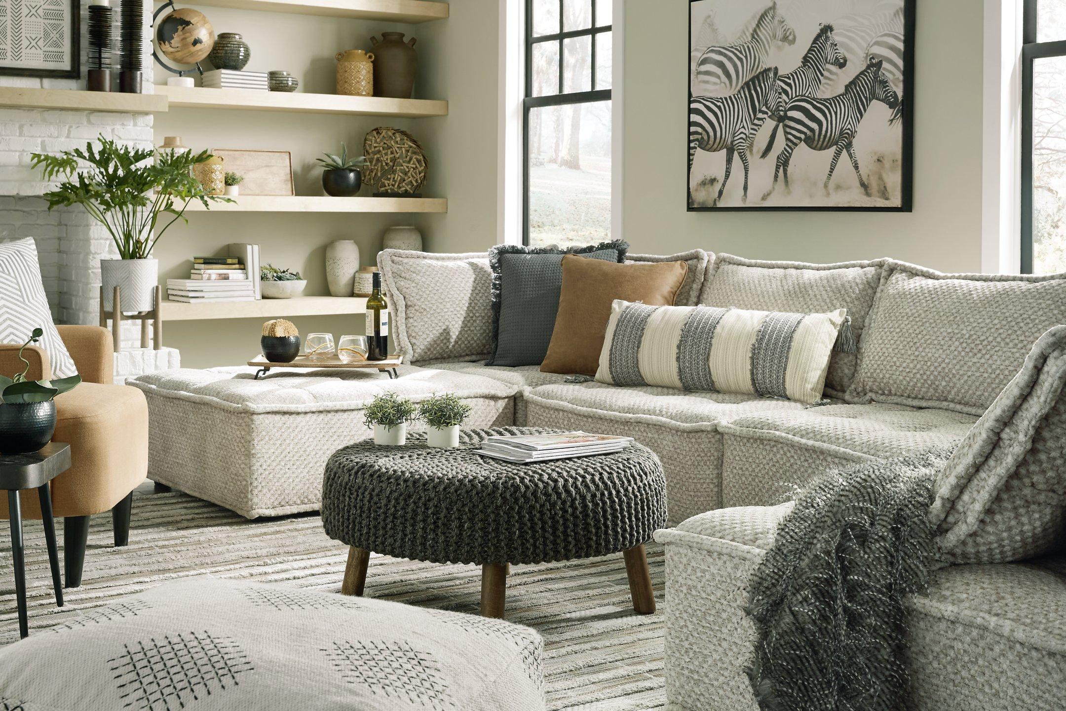 Bales Accent Chair - Romeo & Juliet Furniture (Warren,MI)