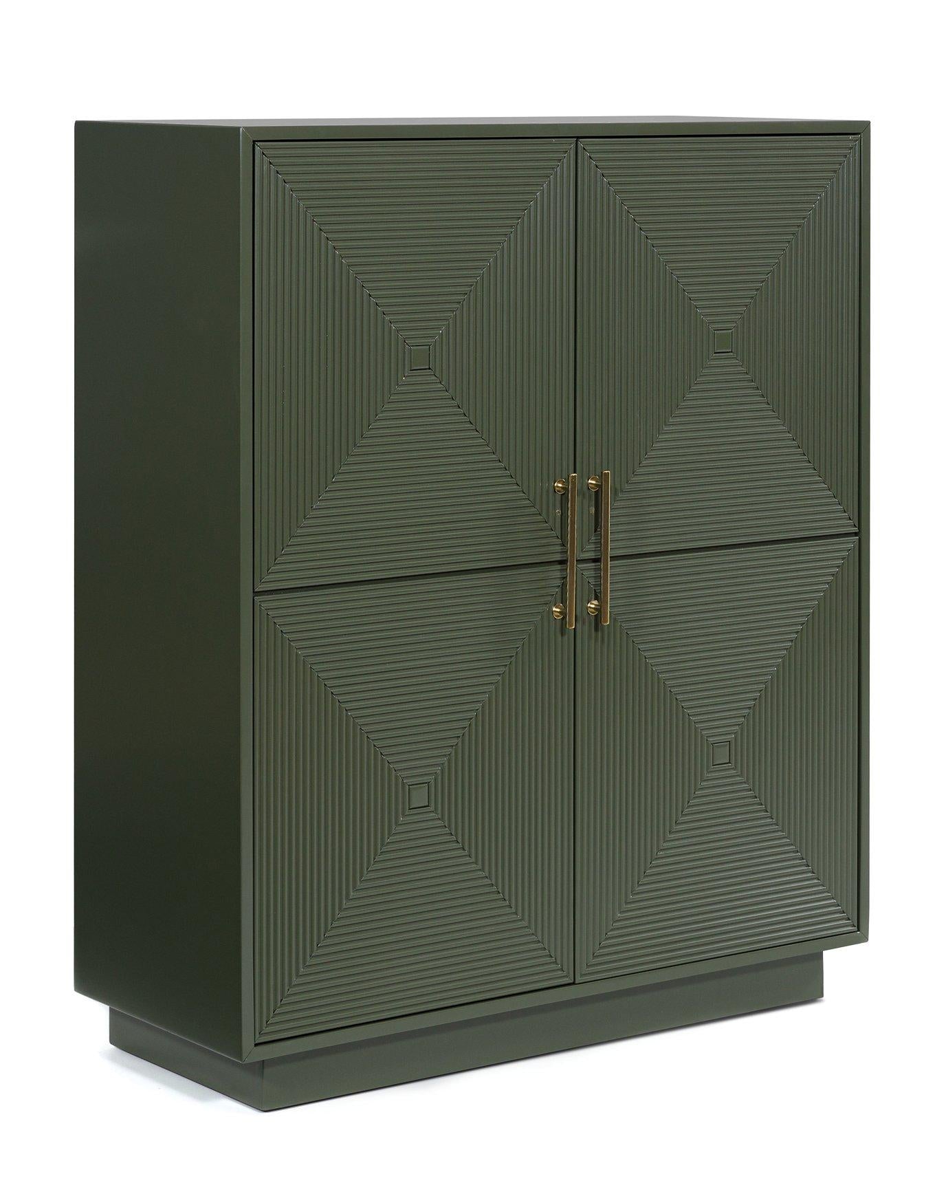 Geirwood Accent Cabinet - Romeo & Juliet Furniture (Warren,MI)