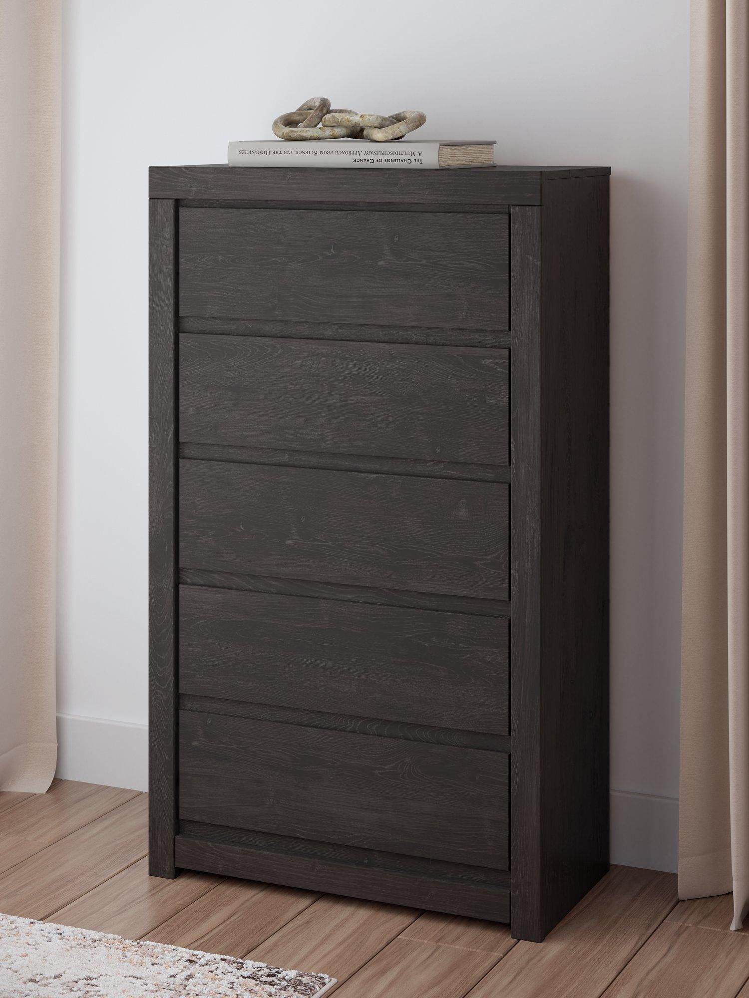 Fraluna Chest of Drawers - Romeo & Juliet Furniture (Warren,MI)