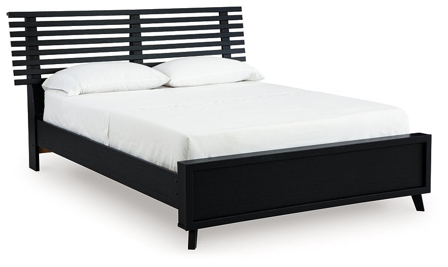 Danziar Slat Bed - Romeo & Juliet Furniture (Warren,MI)