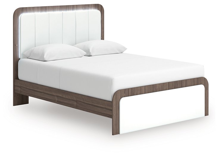 Kendanport Upholstered Bed - Romeo & Juliet Furniture (Warren,MI)