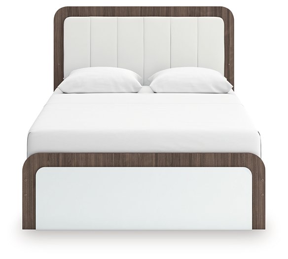 Kendanport Upholstered Bed - Romeo & Juliet Furniture (Warren,MI)