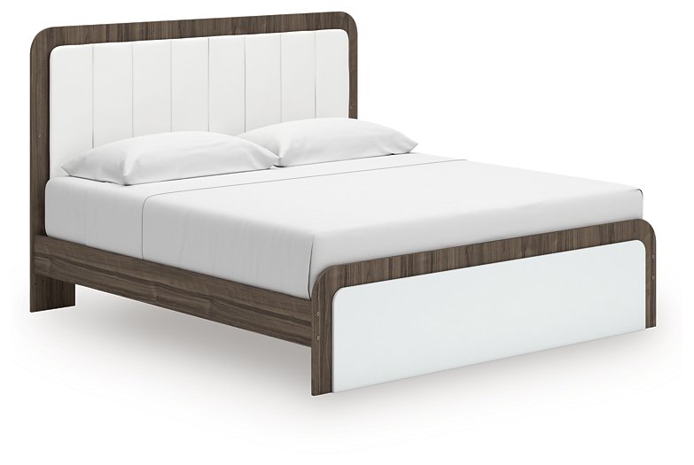 Kendanport Upholstered Bed - Romeo & Juliet Furniture (Warren,MI)