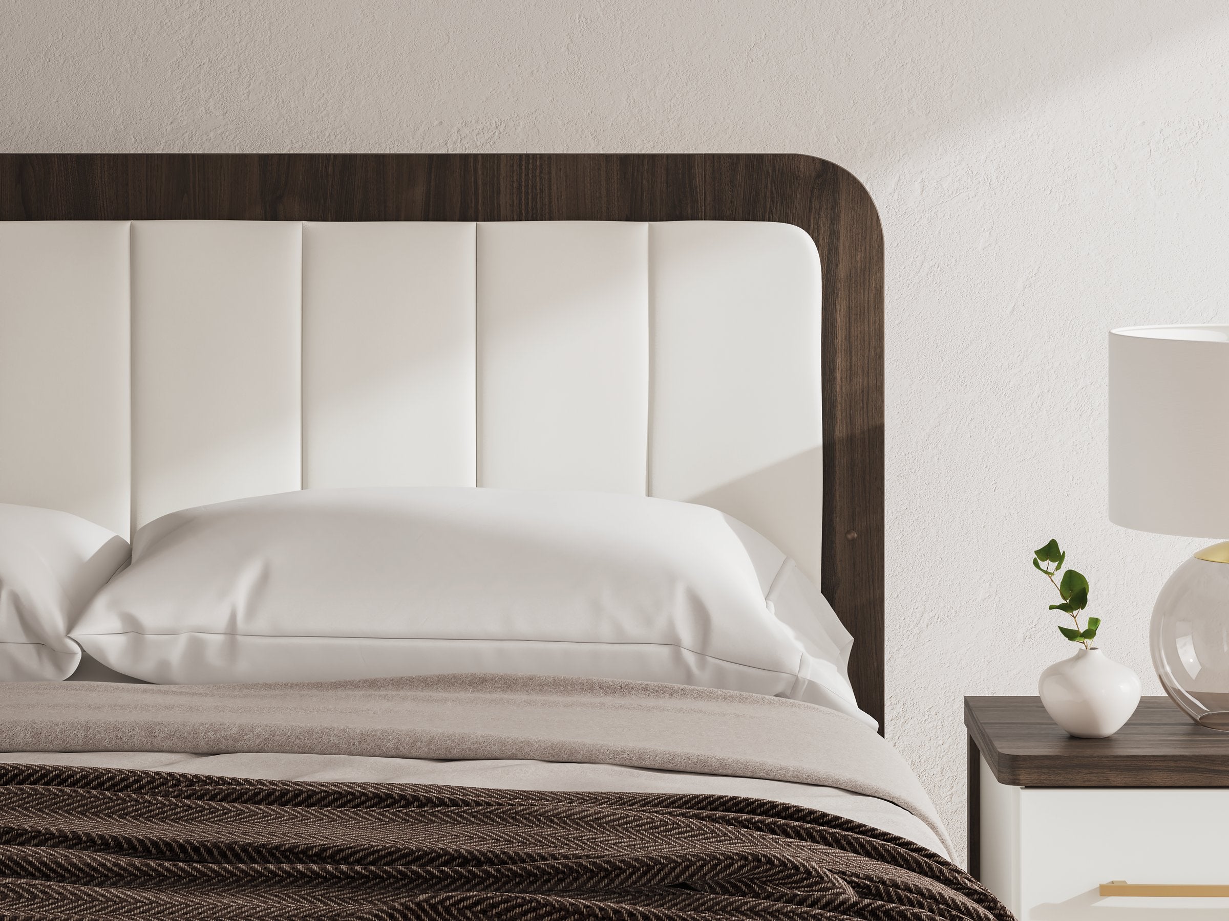 Kendanport Upholstered Bed - Romeo & Juliet Furniture (Warren,MI)