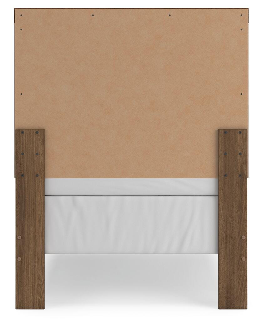 Broachmyn Bed - Romeo & Juliet Furniture (Warren,MI)