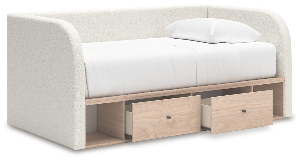 Arloster Upholstered Bed - Romeo & Juliet Furniture (Warren,MI)