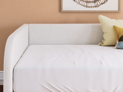 Arloster Upholstered Bed - Romeo & Juliet Furniture (Warren,MI)