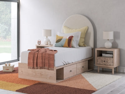 Arloster Upholstered Bed - Romeo & Juliet Furniture (Warren,MI)