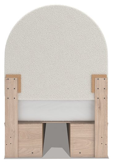 Arloster Upholstered Bed - Romeo & Juliet Furniture (Warren,MI)