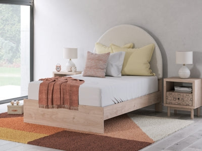 Arloster Upholstered Bed - Romeo & Juliet Furniture (Warren,MI)
