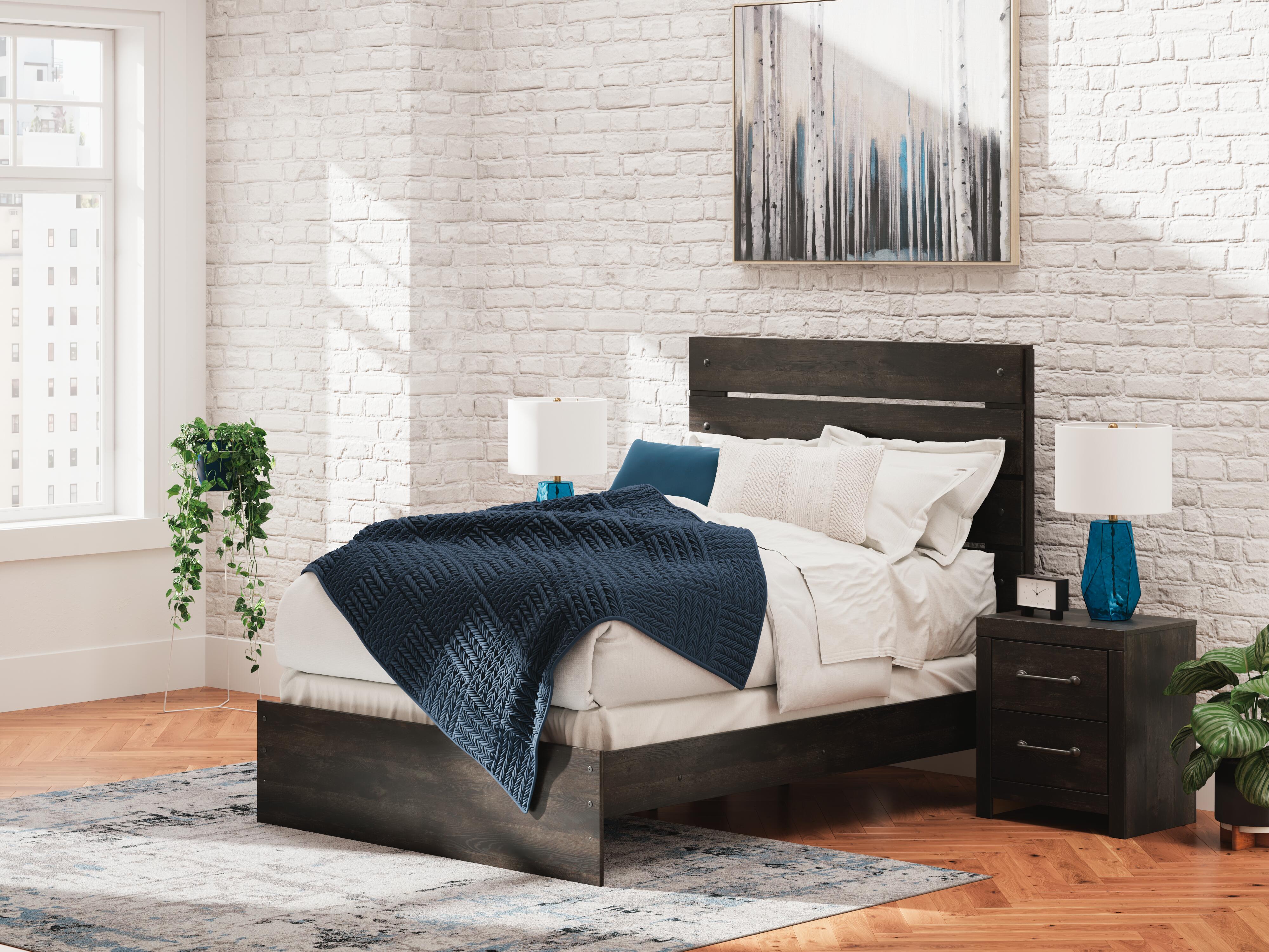 Hollivern Bedroom Set - Romeo & Juliet Furniture (Warren,MI)
