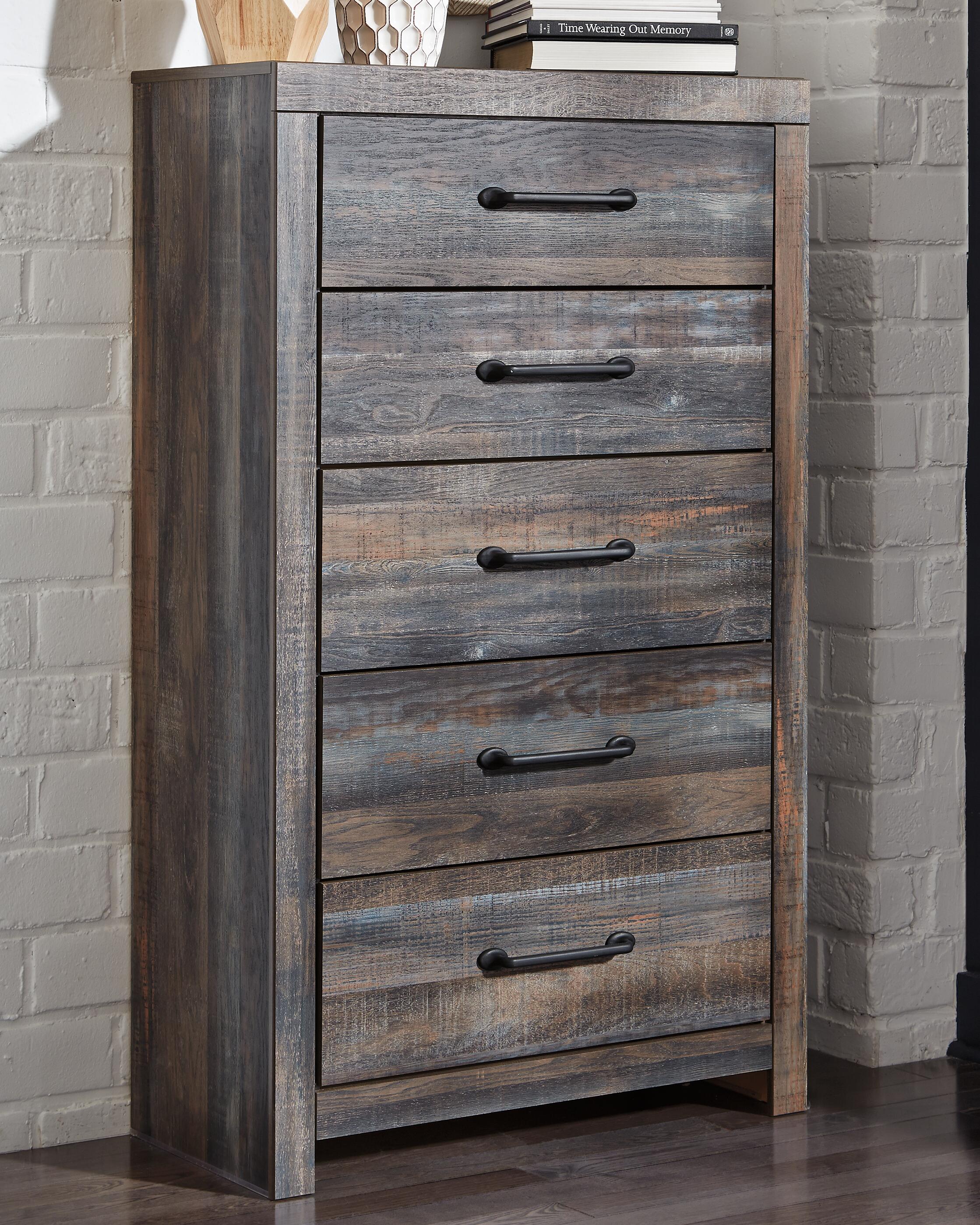 Drystan Chest of Drawers - Romeo & Juliet Furniture (Warren,MI)