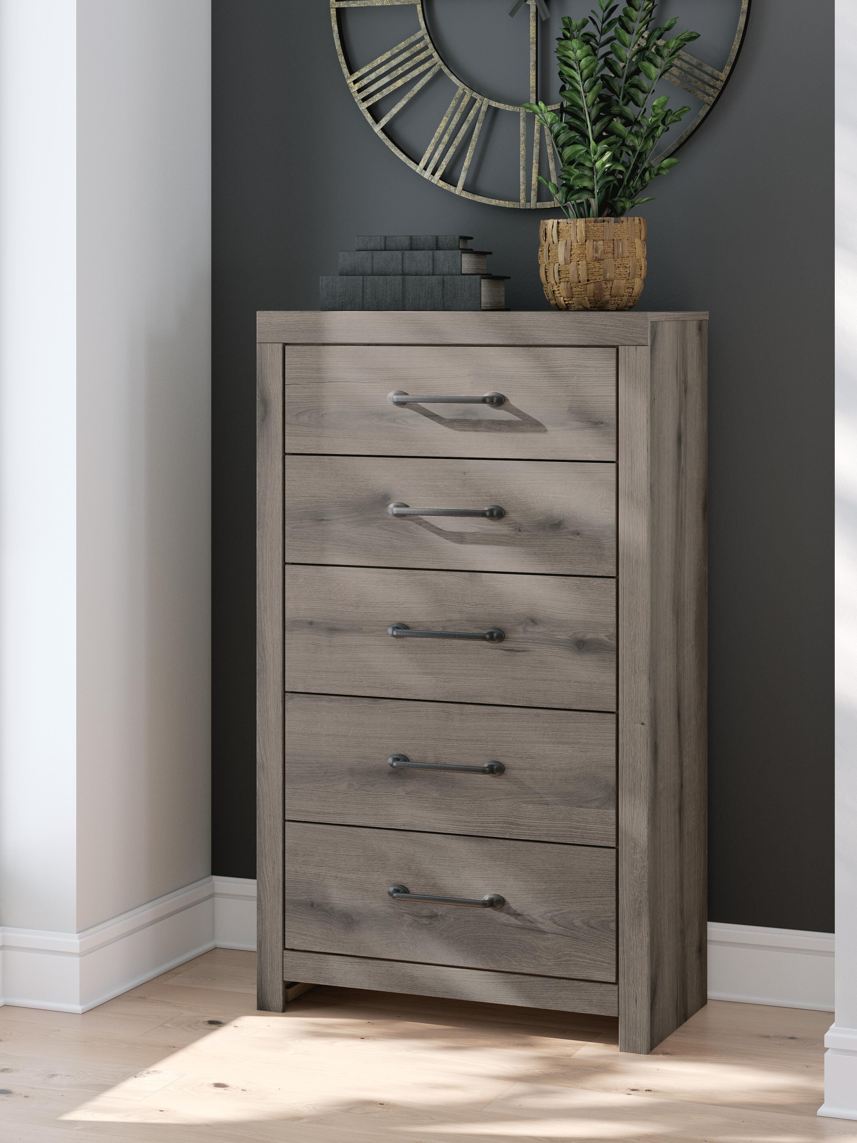 Graystorm Chest of Drawers - Romeo & Juliet Furniture (Warren,MI)
