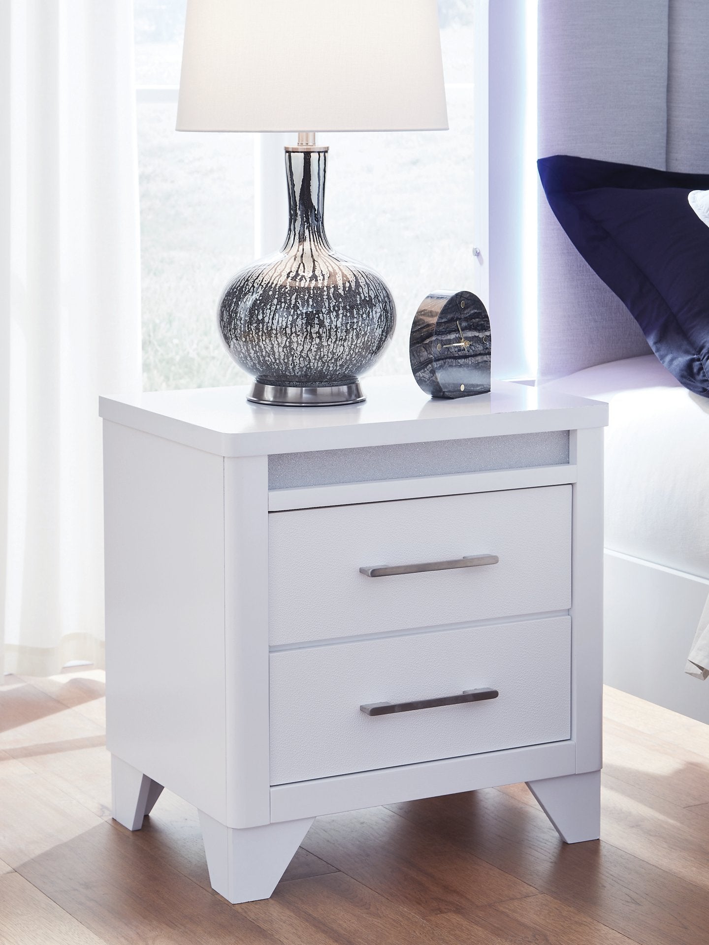 Jarlee Nightstand - Romeo & Juliet Furniture (Warren,MI)
