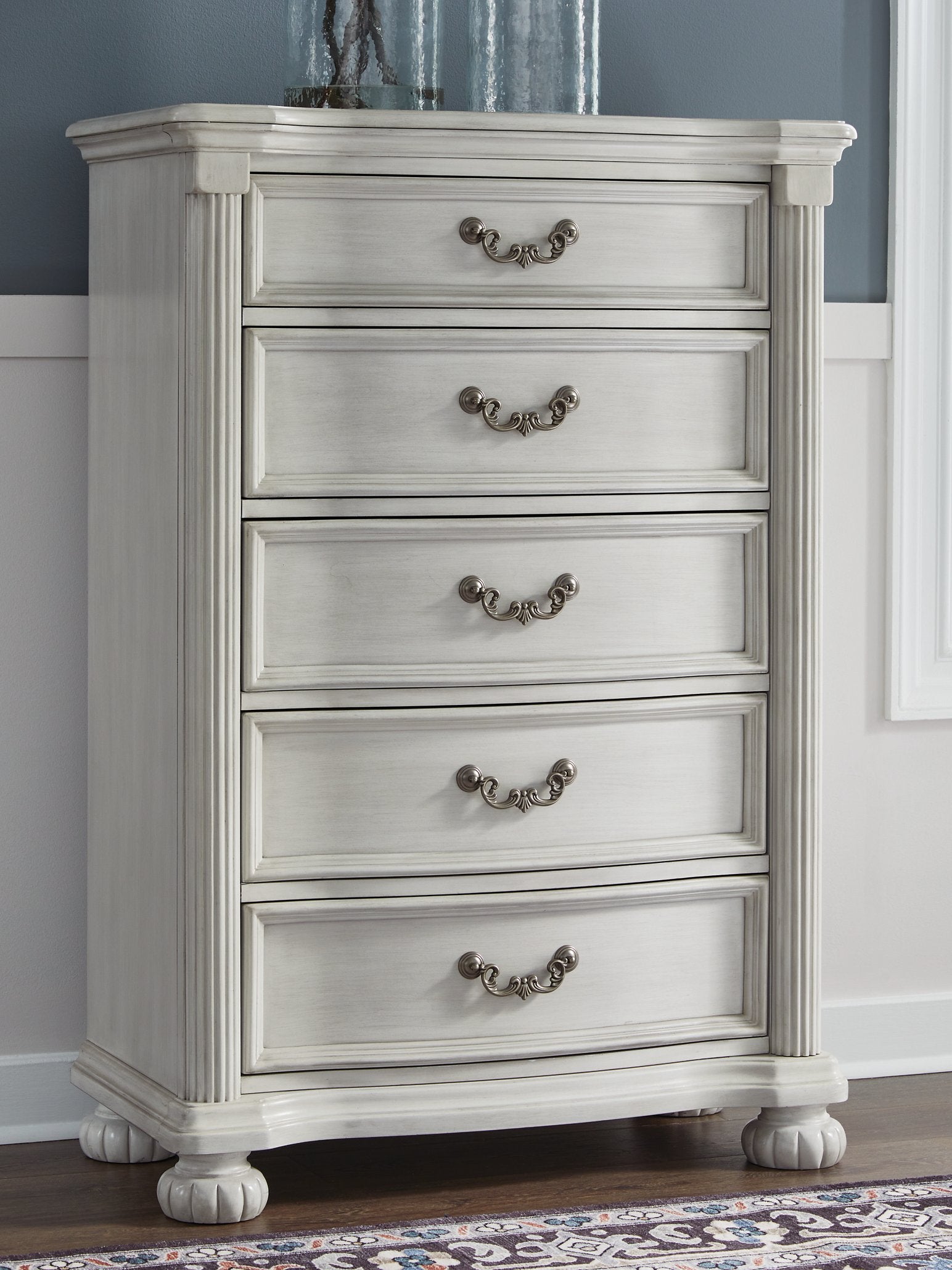 Montelaine Chest of Drawers - Romeo & Juliet Furniture (Warren,MI)