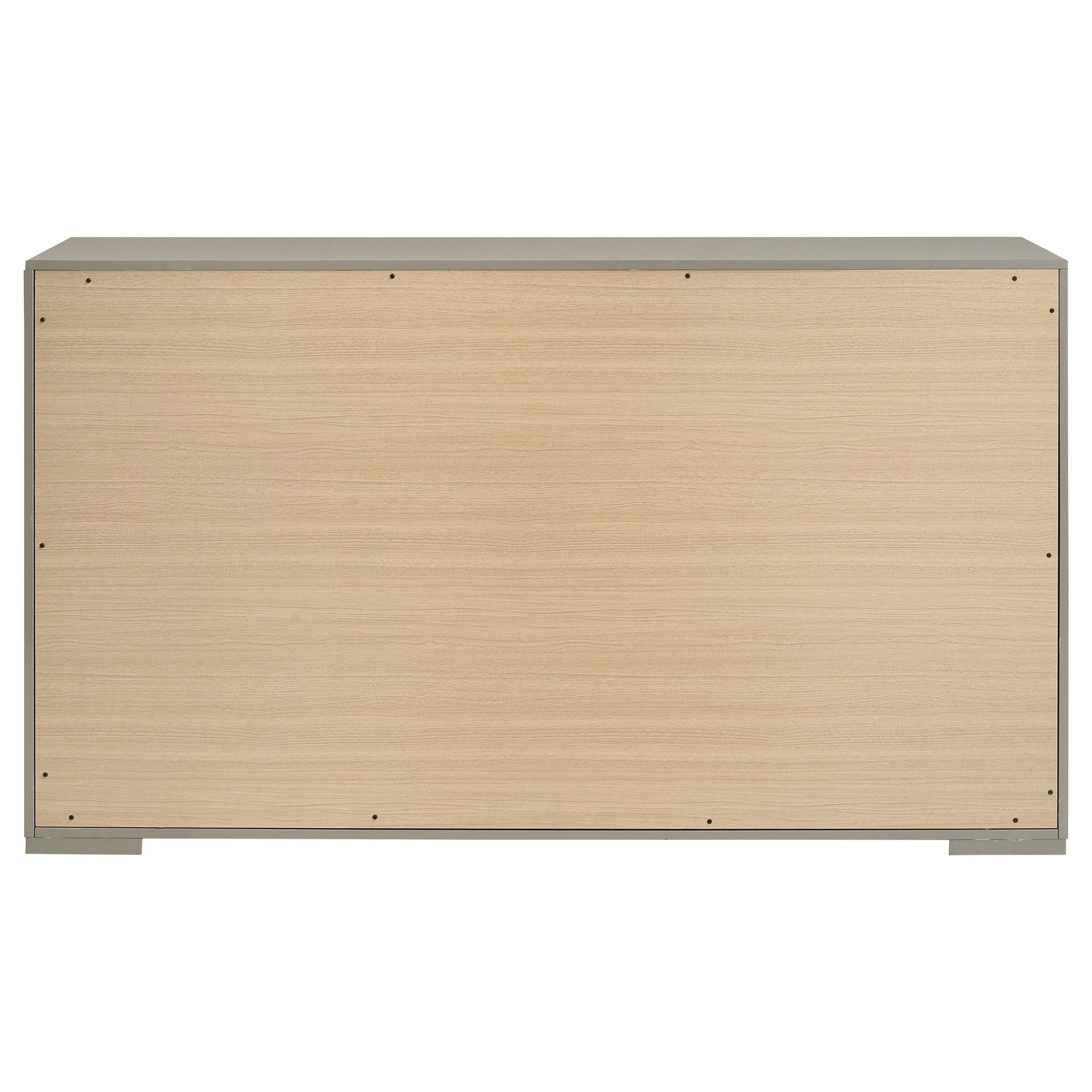 Ives Dresser
