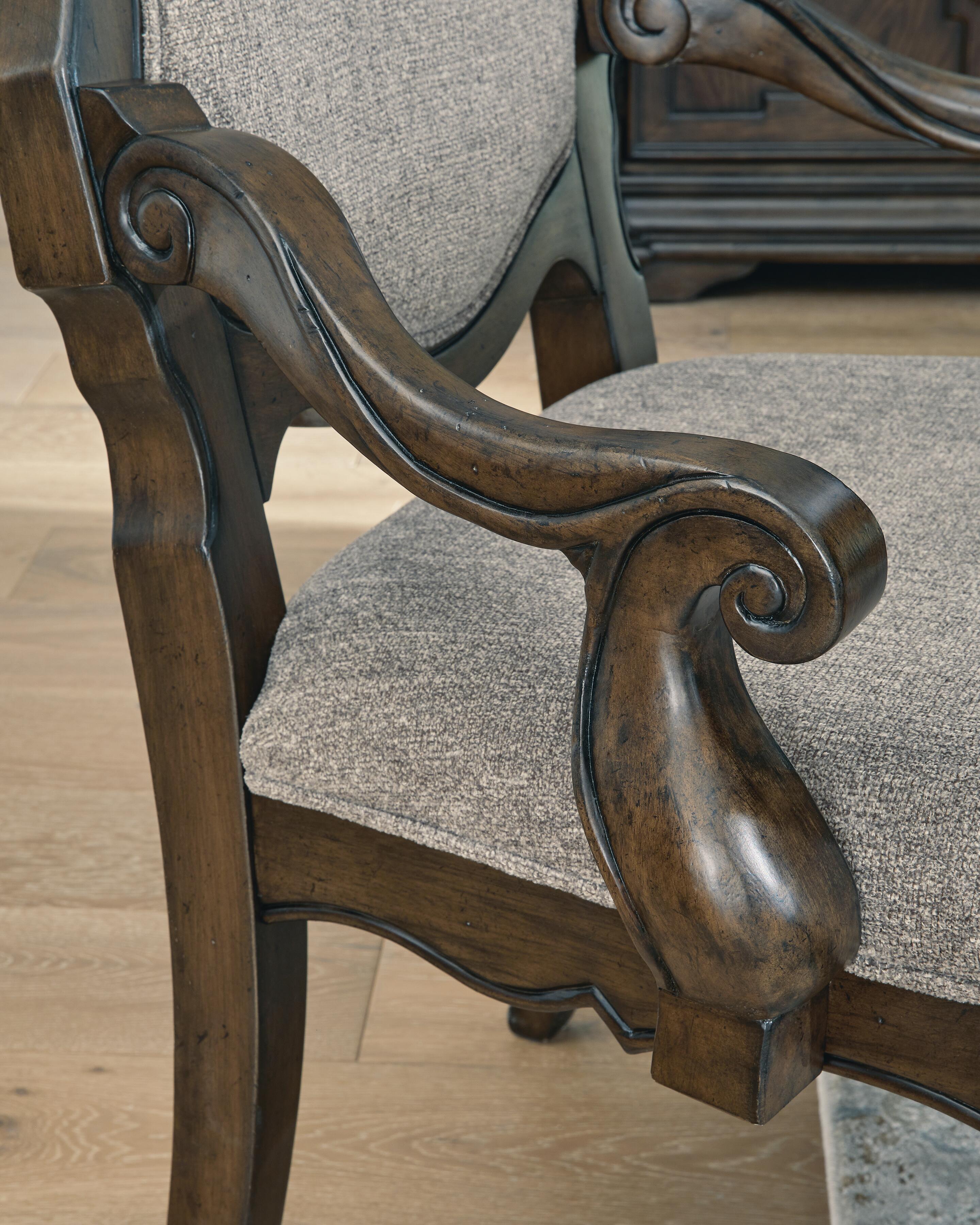 Maylee Dining Room Set - Romeo & Juliet Furniture (Warren,MI)