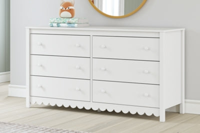 Hallityn Dresser - Romeo & Juliet Furniture (Warren,MI)