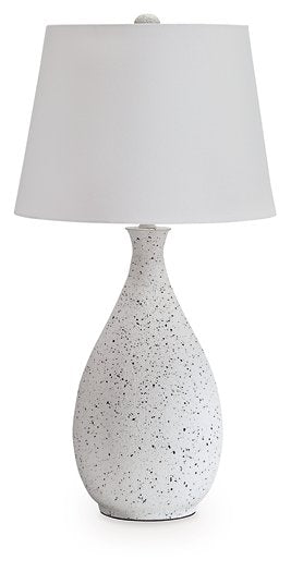Wyattford Table Lamp - Romeo & Juliet Furniture (Warren,MI)