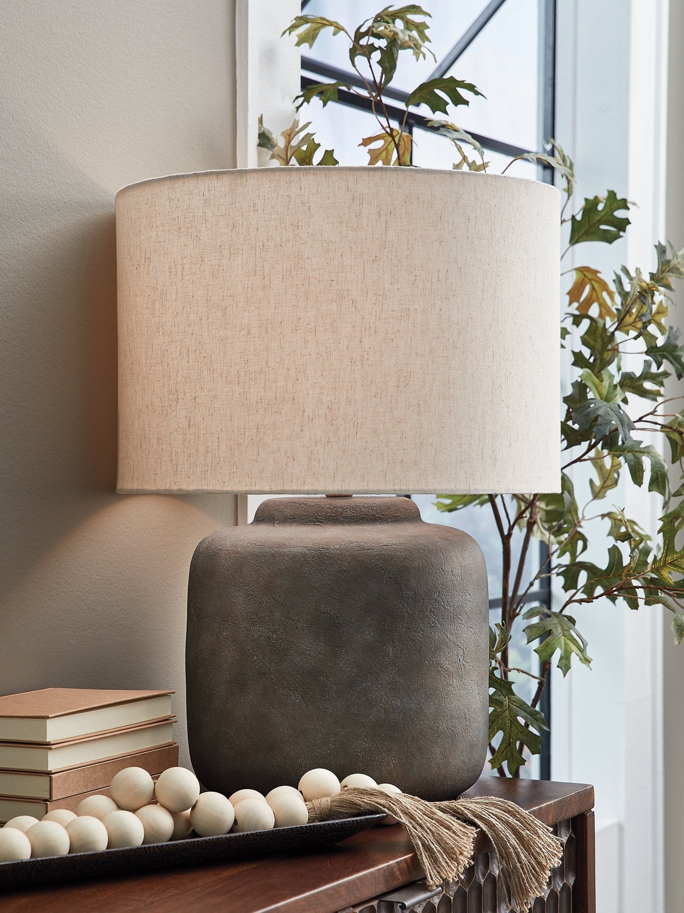 Zandophen Table Lamp - Romeo & Juliet Furniture (Warren,MI)