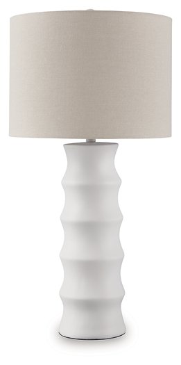 Veraleigh Table Lamp - Romeo & Juliet Furniture (Warren,MI)