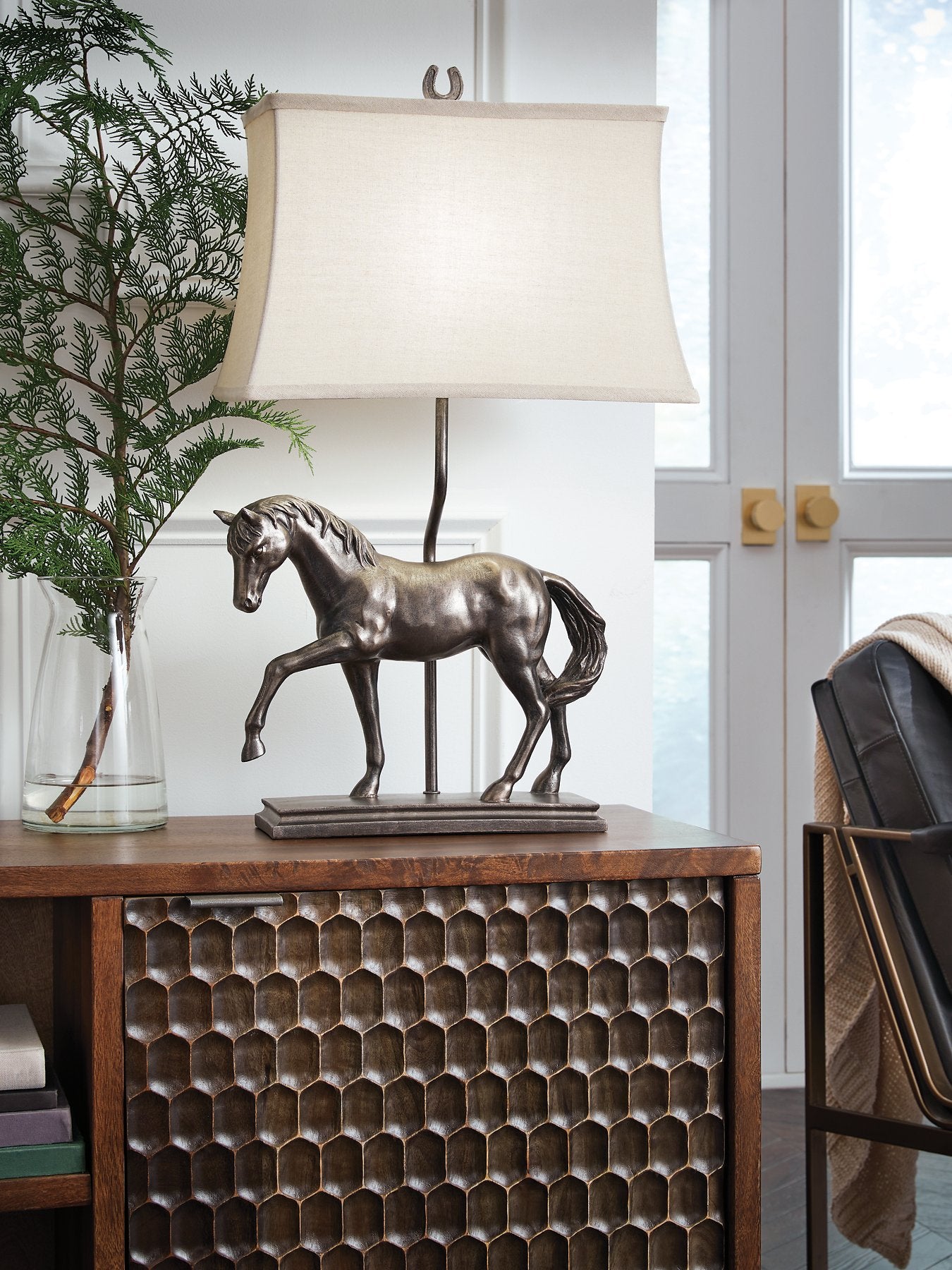 Sandorman Table Lamp - Romeo & Juliet Furniture (Warren,MI)