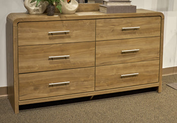 Gramburg Dresser - Romeo & Juliet Furniture (Warren,MI)