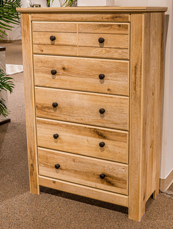 Makidern Chest of Drawers - Romeo & Juliet Furniture (Warren,MI)