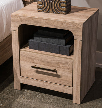 Kinlanni Nightstand - Romeo & Juliet Furniture (Warren,MI)