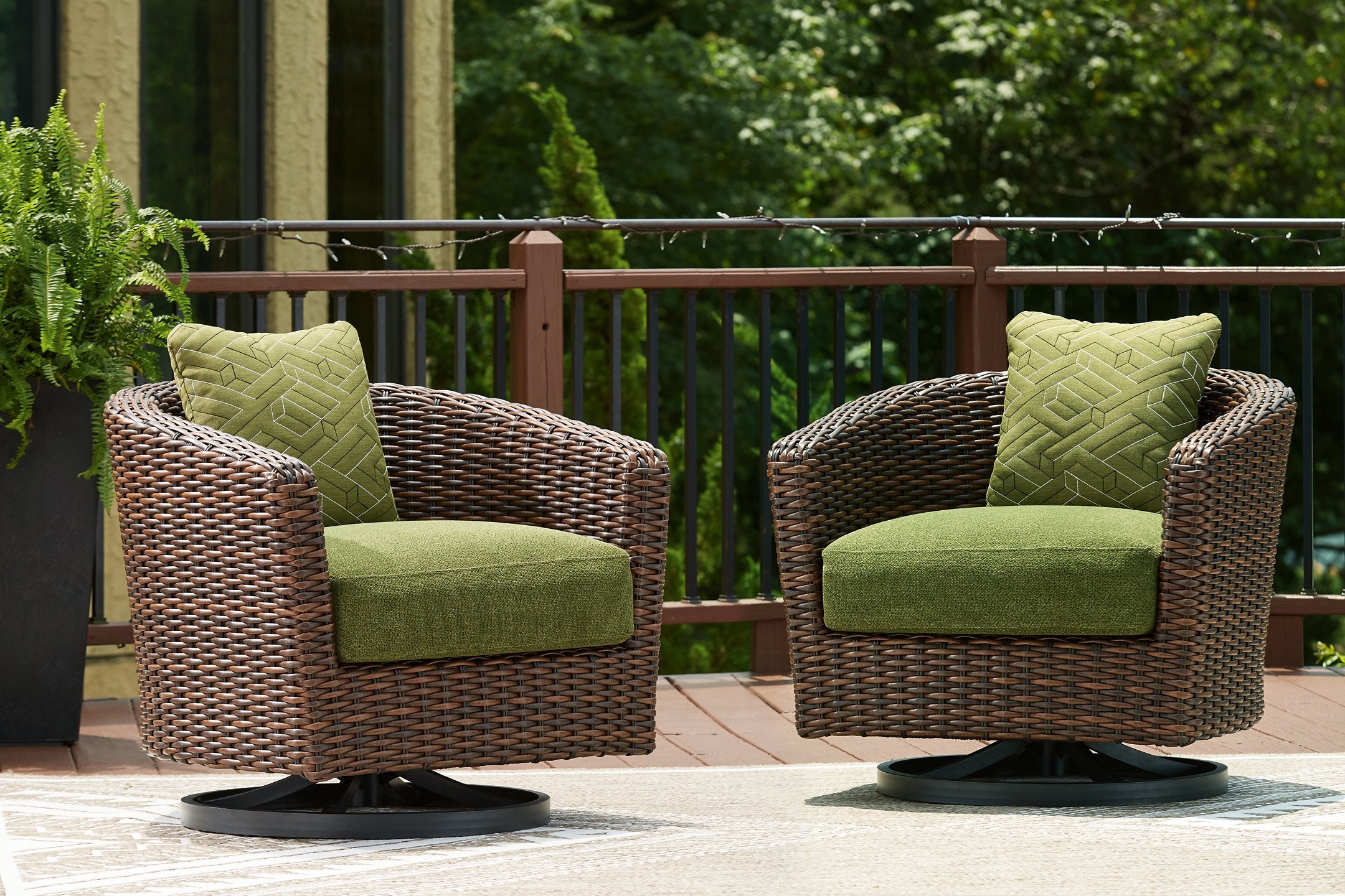 Horizon Hall Outdoor Package - Romeo & Juliet Furniture (Warren,MI)