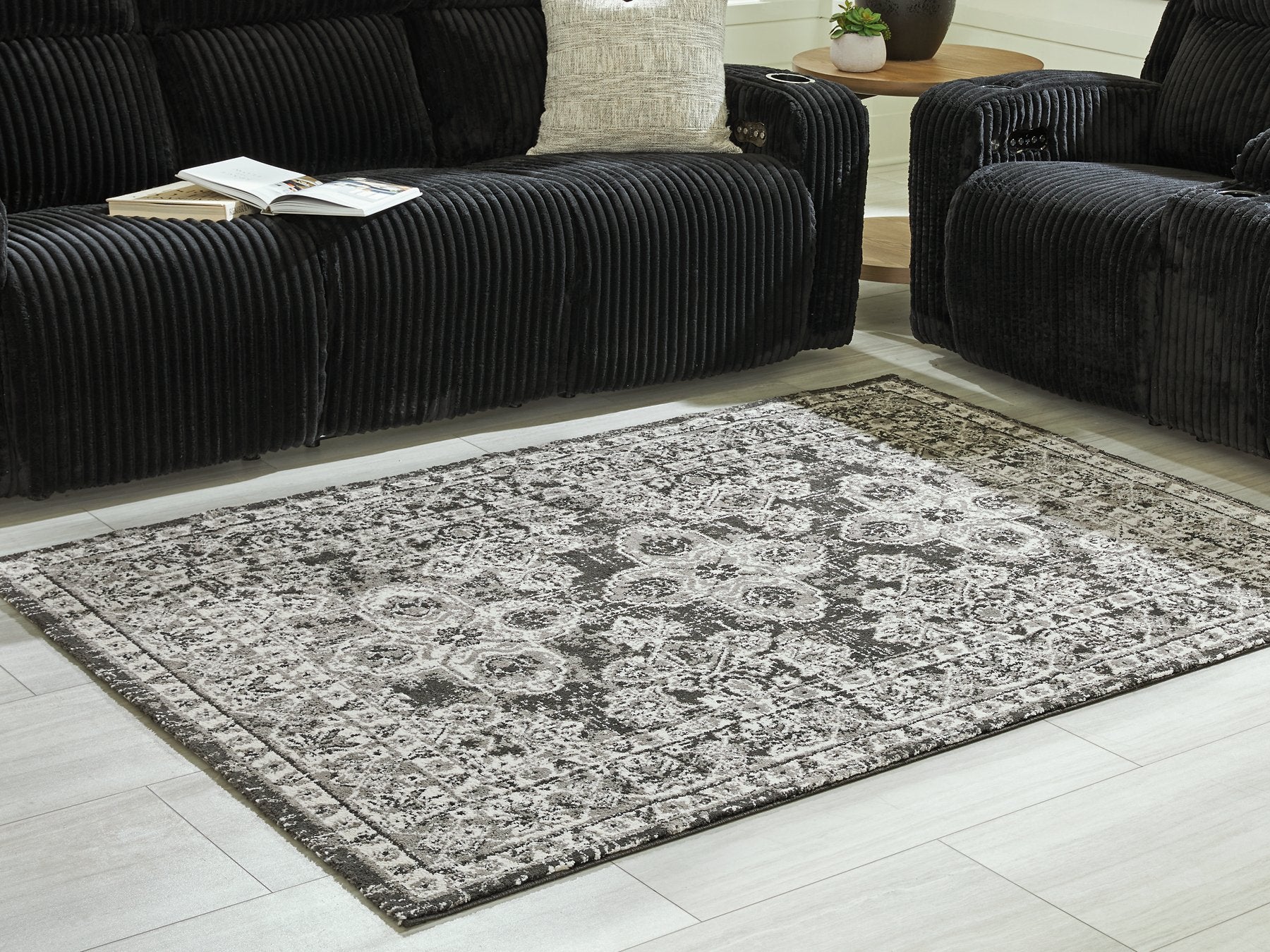 Glennisman Medium Rug - Romeo & Juliet Furniture (Warren,MI)