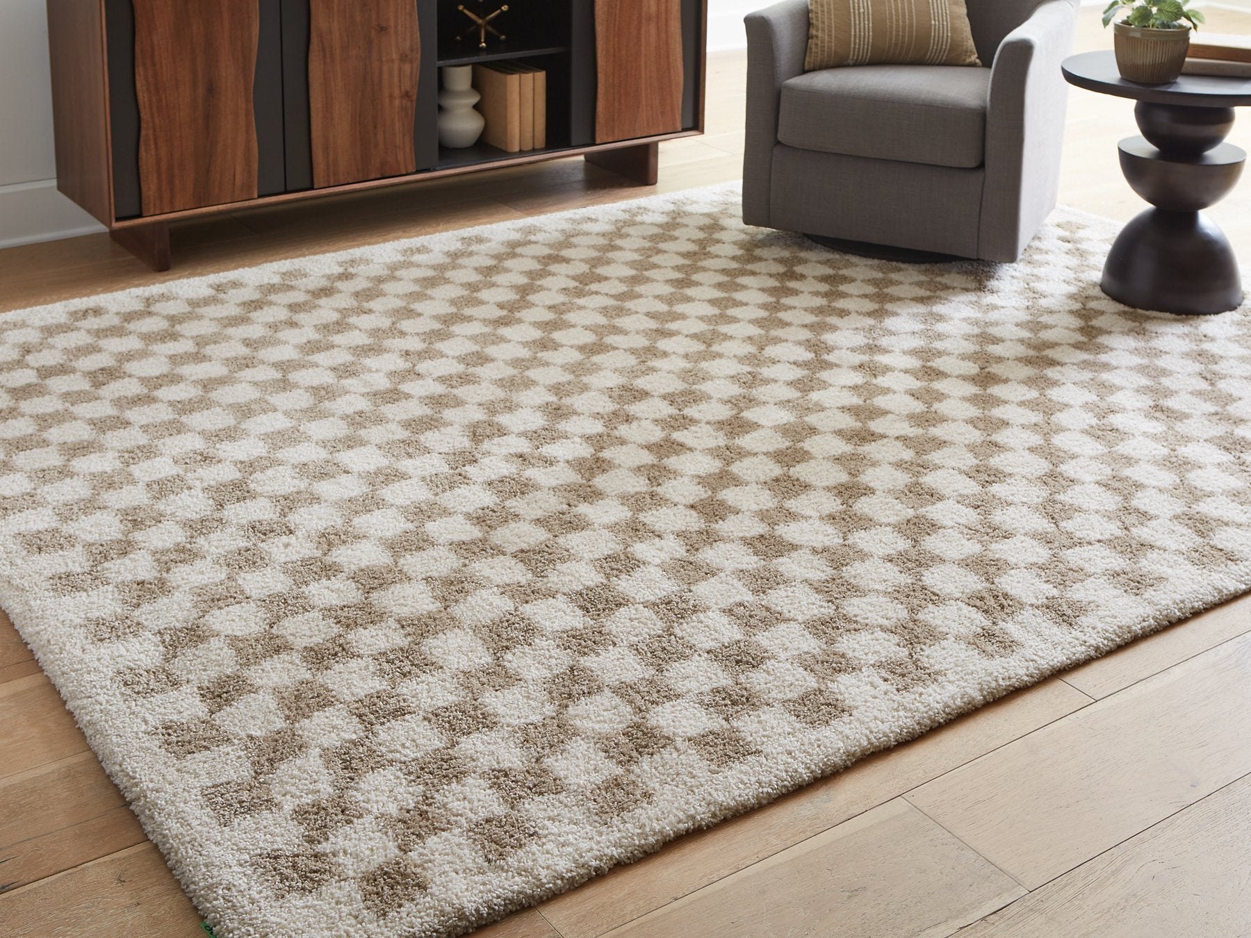 Karamen Large Rug - Romeo & Juliet Furniture (Warren,MI)