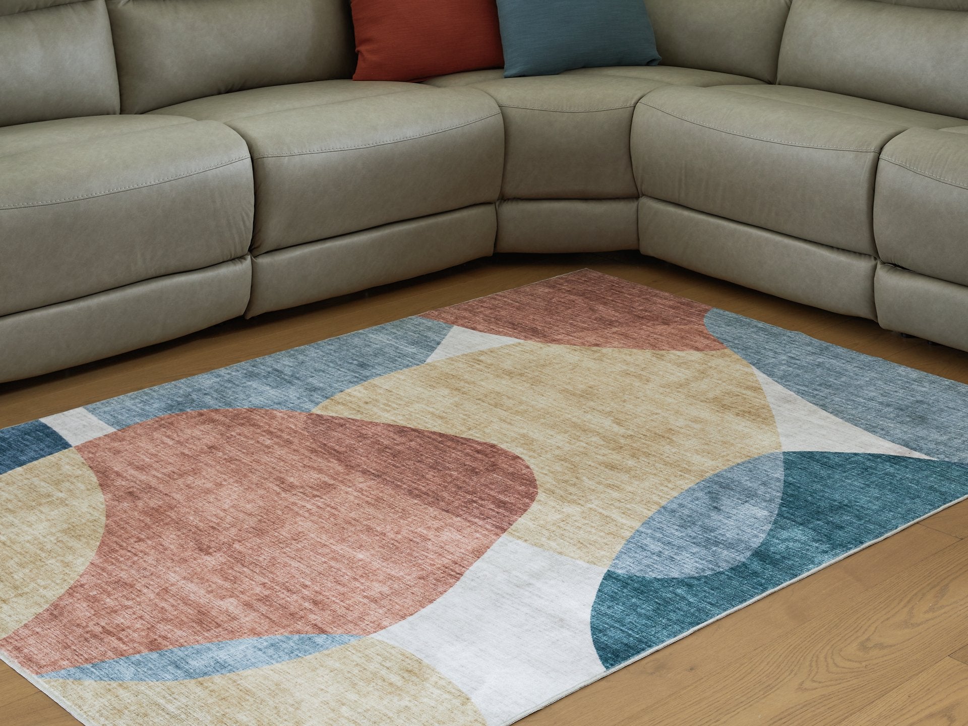 Chanleigh Washable 5' x 7' Area Rug - Romeo & Juliet Furniture (Warren,MI)