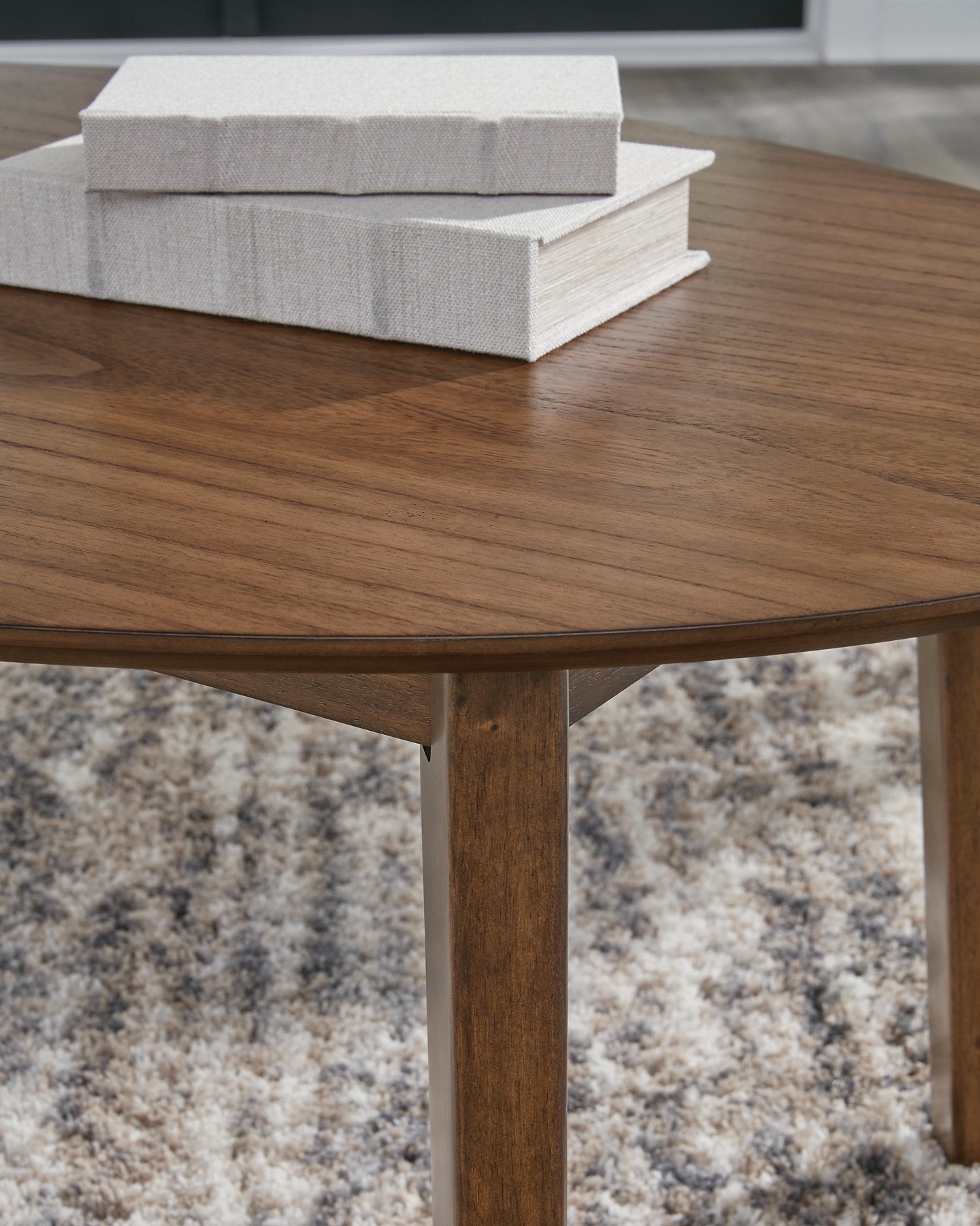 Gordonay Table (Set of 3) - Romeo & Juliet Furniture (Warren,MI)