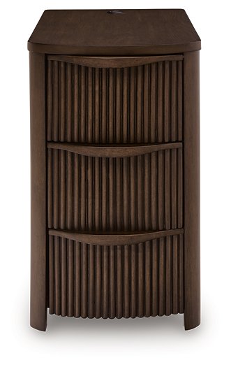 Camdill Chairside End Table - Romeo & Juliet Furniture (Warren,MI)