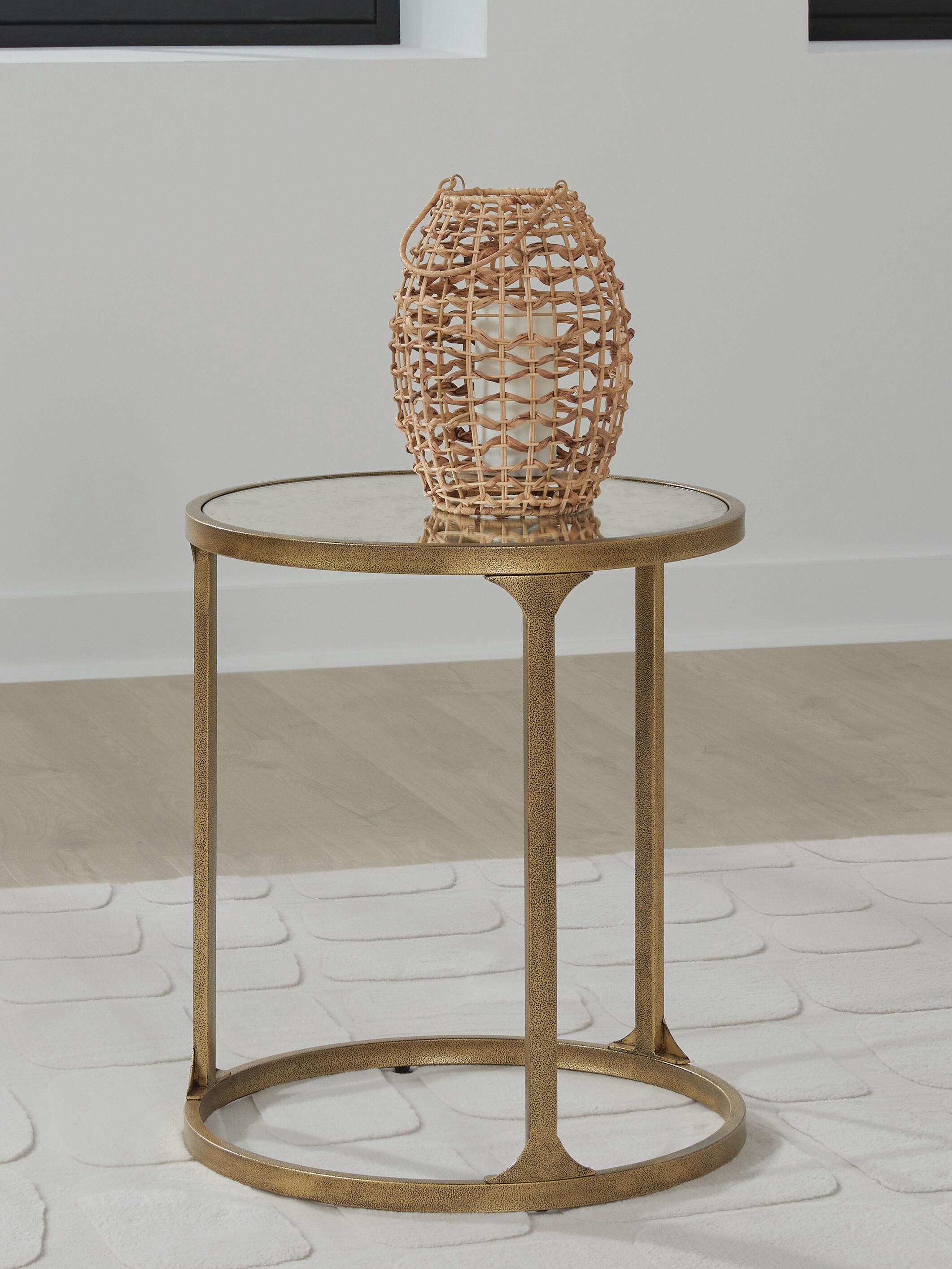 Korajane End Table - Romeo & Juliet Furniture (Warren,MI)