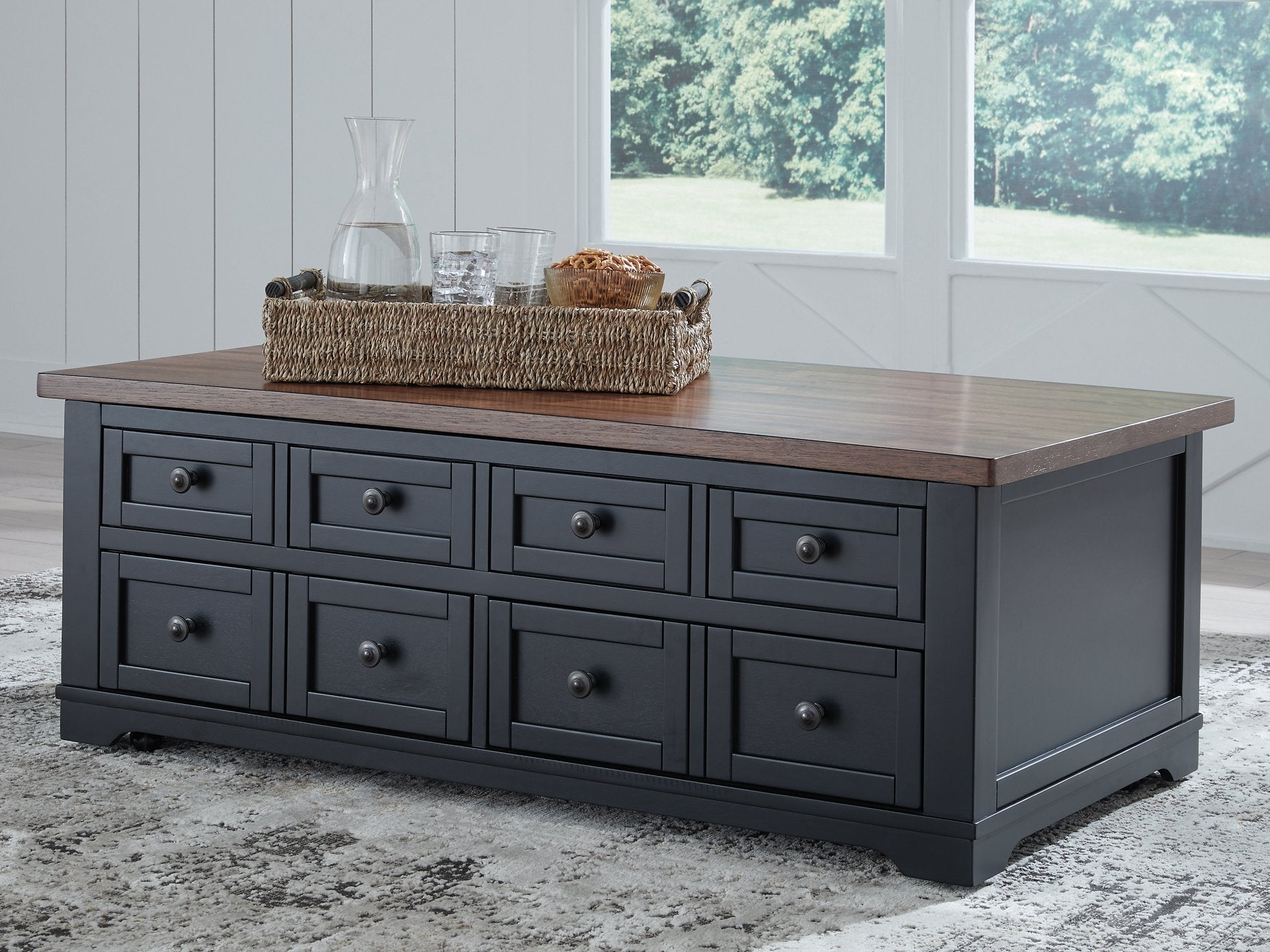 Wildenauer Lift-Top Coffee Table - Romeo & Juliet Furniture (Warren,MI)