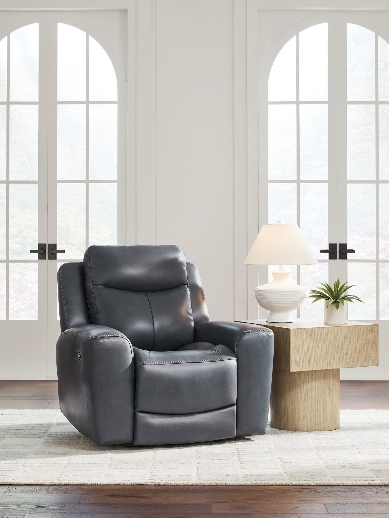 Next Move Power Recliner - Romeo & Juliet Furniture (Warren,MI)