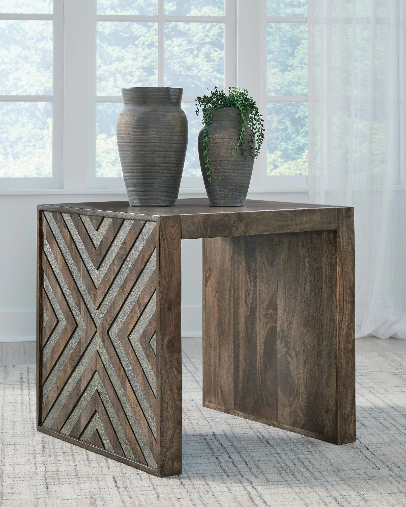 Dreggan End Table