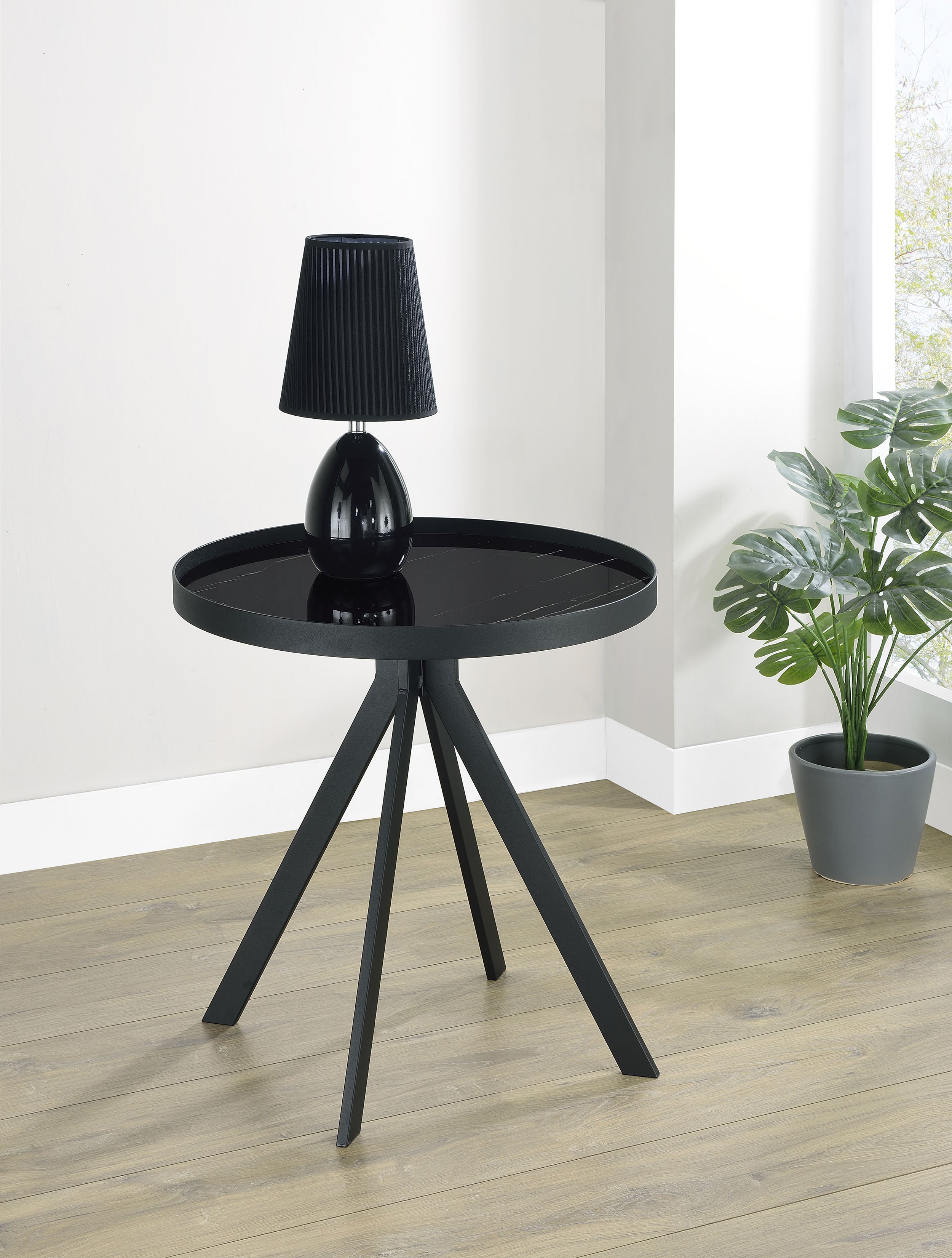 Briggs End & Side Tables