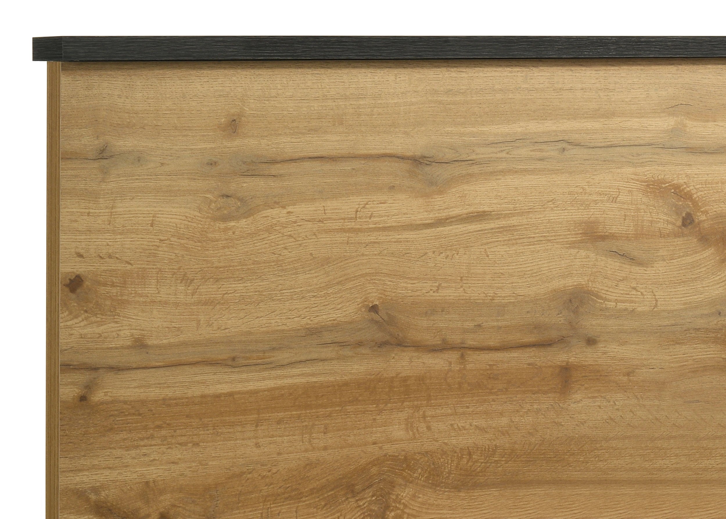 Kaywood Bedroom Set