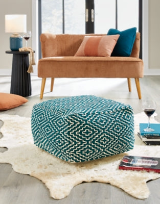 Brynnsen Pouf - Romeo & Juliet Furniture (Warren,MI)
