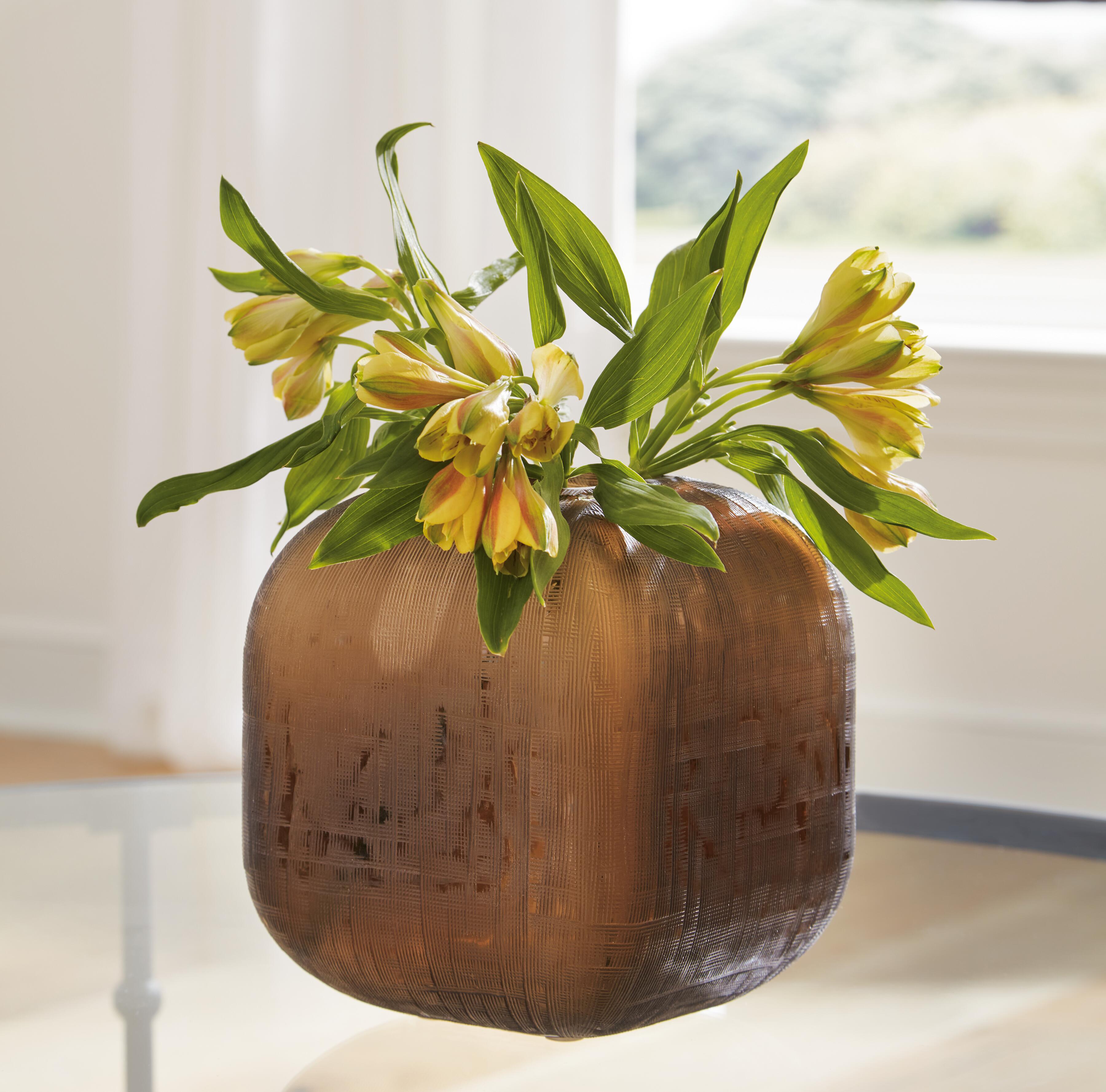 Capard Vase - Romeo & Juliet Furniture (Warren,MI)