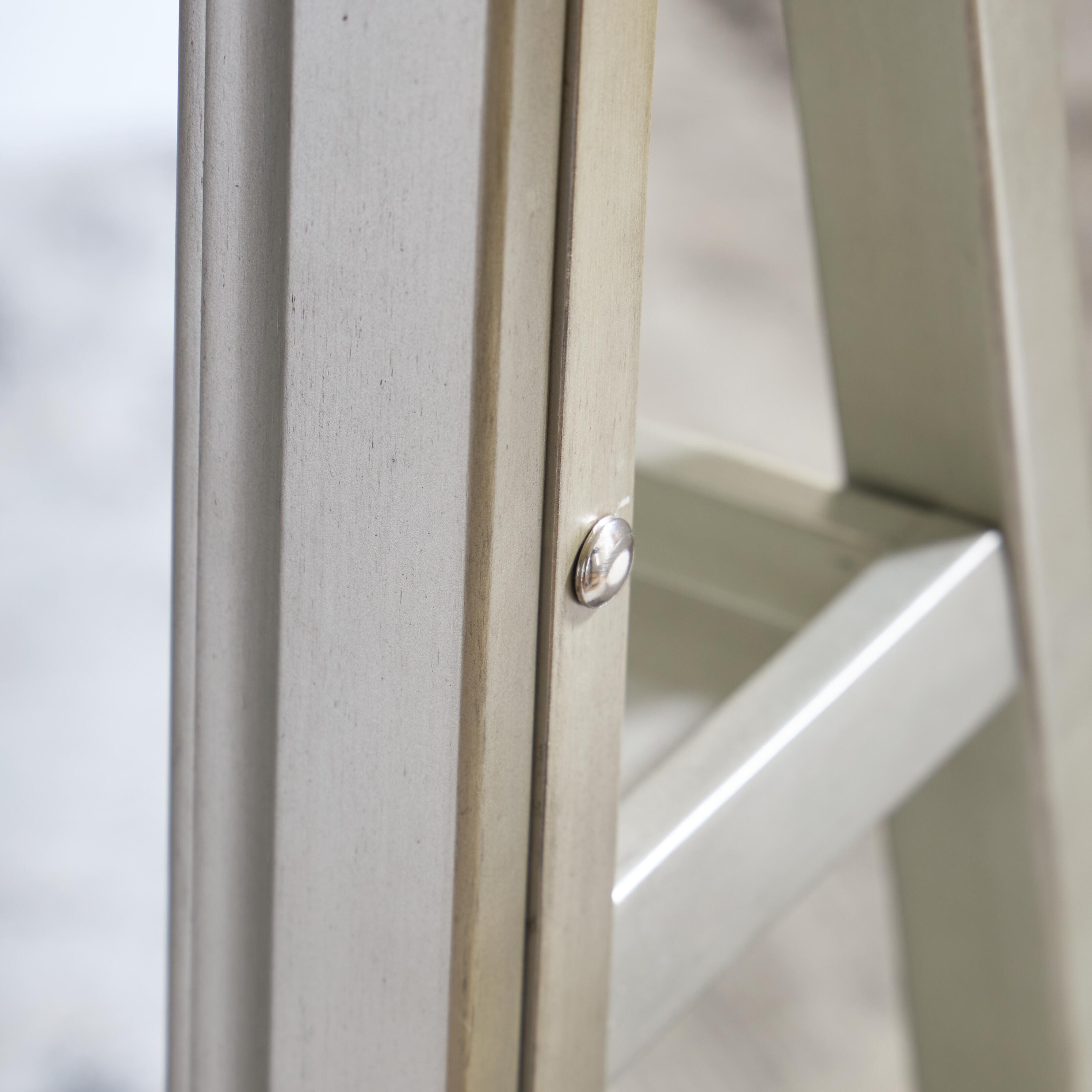 Evesen Floor Standing Mirror/Storage